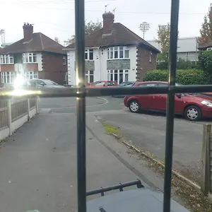 https://apt-mother-in-law-leeds.yorkshirehotels.net