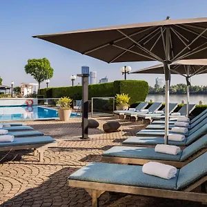 Ξενοδοχείο Hilton Waterfront